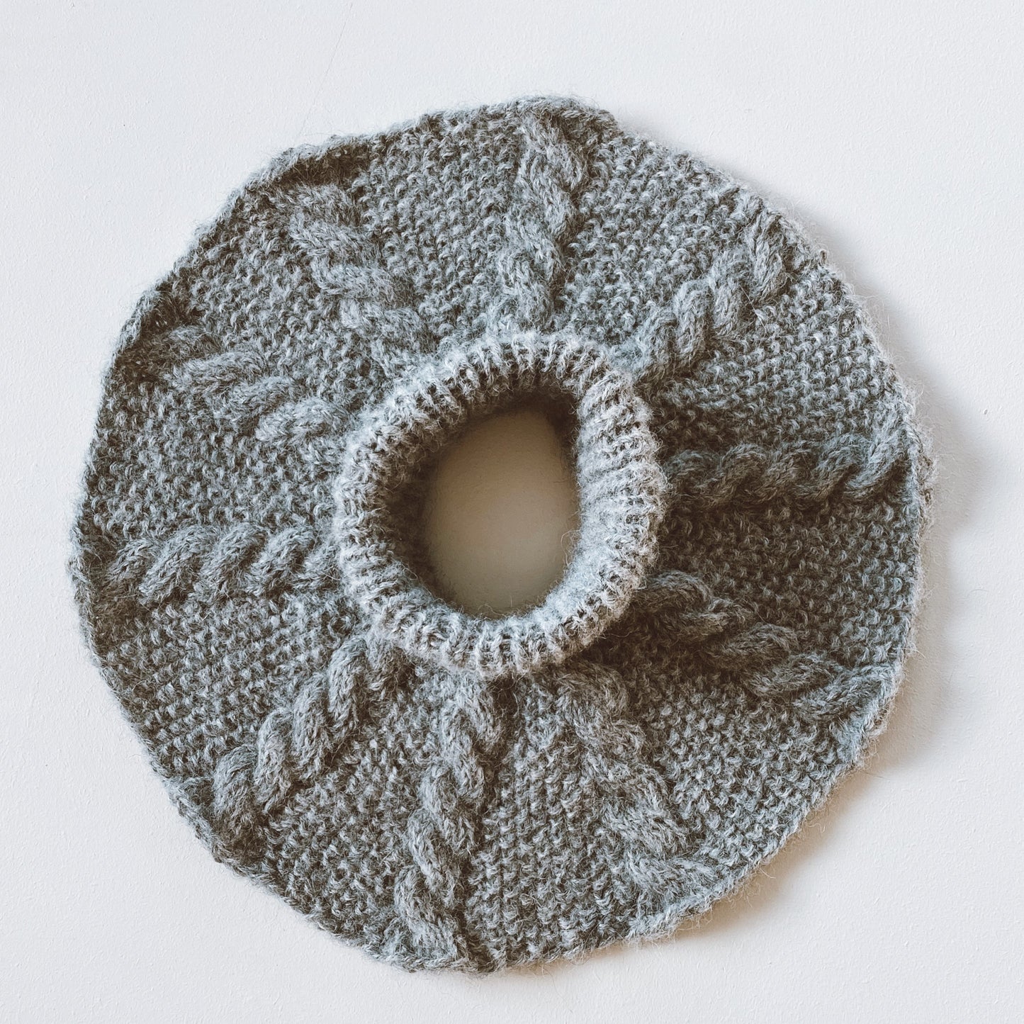 Perletwisthals, voksen